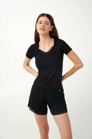 Product detail of Vamp - Elegantní tričko s krajkou 21801 - Vamp black 3xl