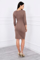Přiléhavé šaty s výřezem pod prsy cappuccino 2XL - thumb (2)