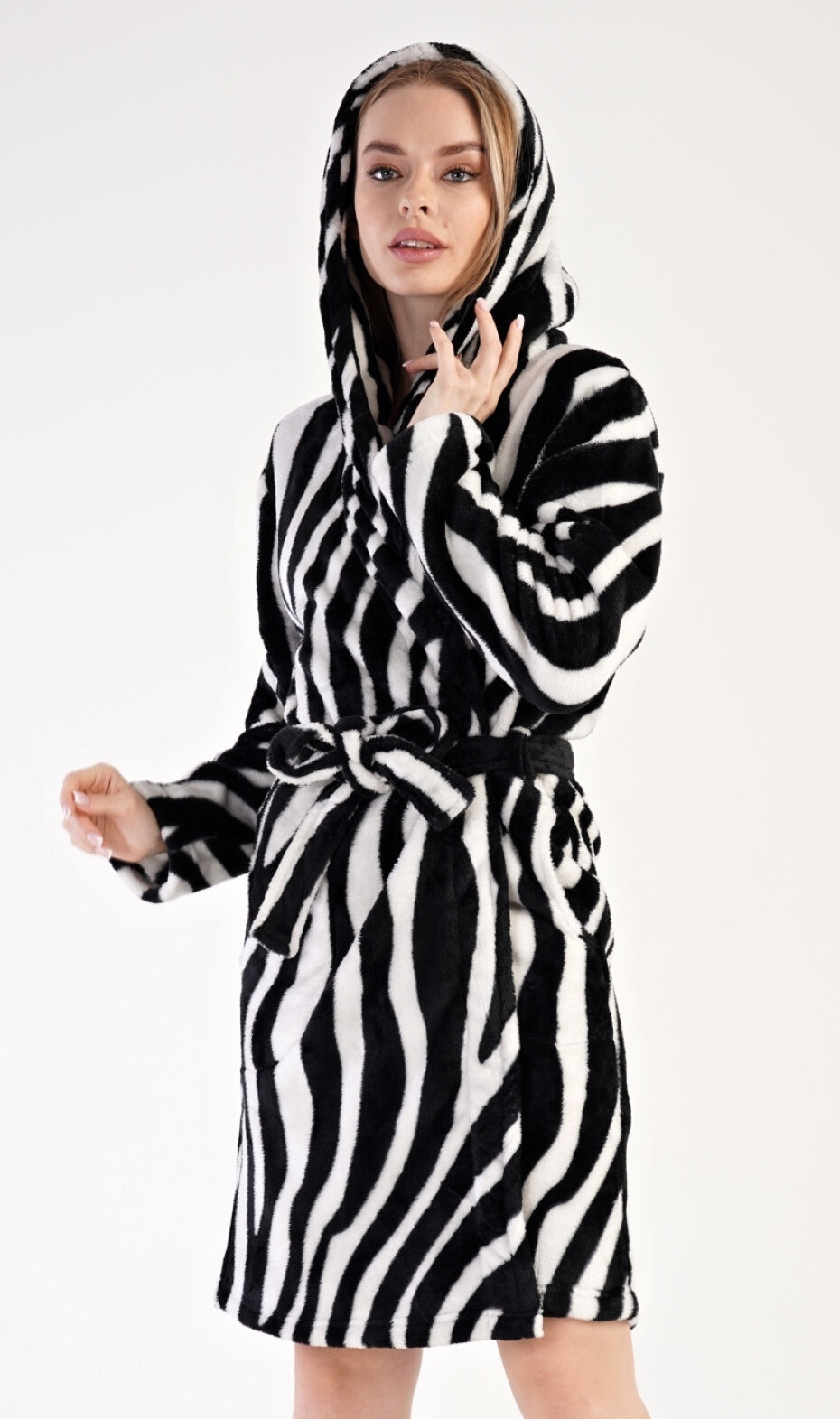 Dámský župan krátký s kapucí Zebra černá M - main (2)