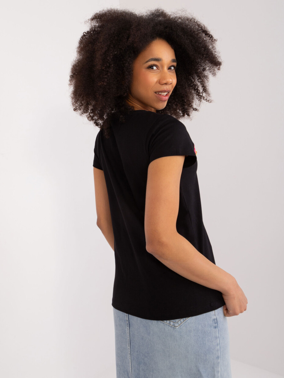 Černé tričko s barevnou výšivkou BASIC FEEL GOOD Velikost: L / XL - main (2)