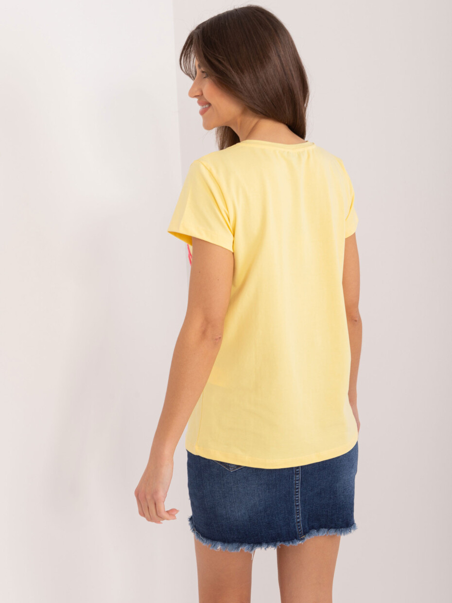 Žluté tričko s květinovou aplikací BASIC FEEL GOOD Velikost: S/M - main (1)