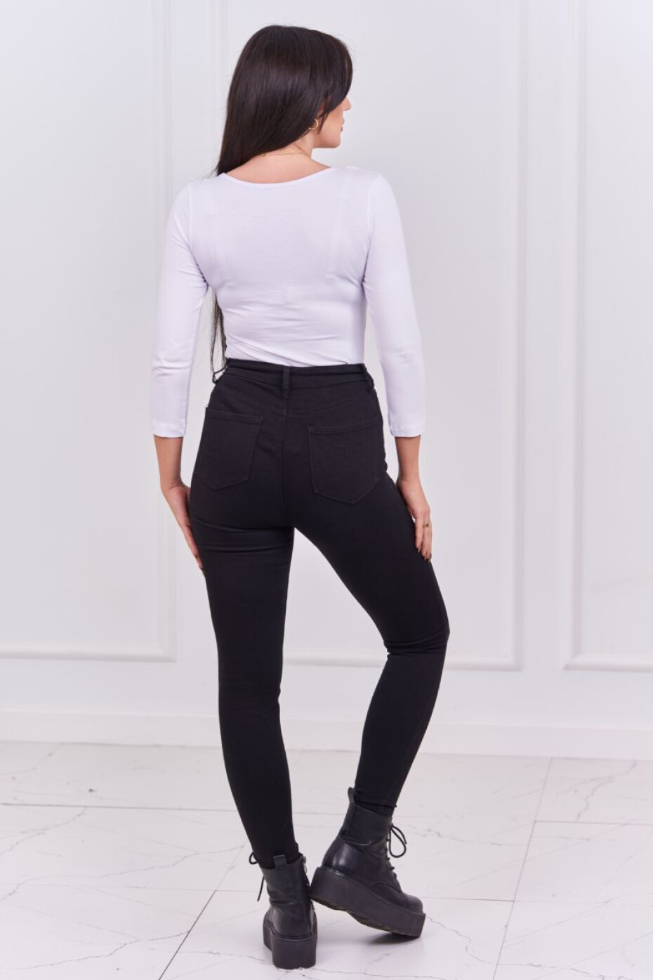Body s potiskem pistole bílé UNI - main (4)