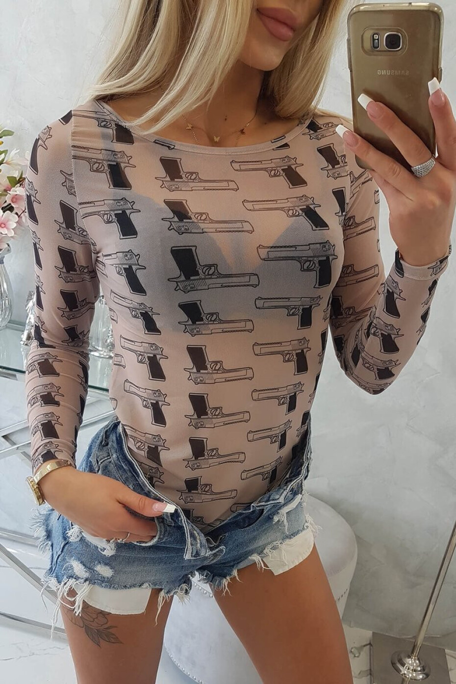 Tělová halenka s pistolemi béžová UNI - main (8)